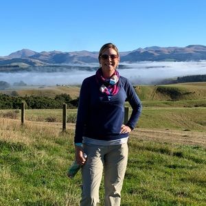 Meet your Posher, Pamela